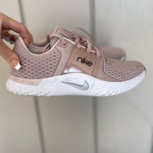 Nike Renew In-Season TR 10